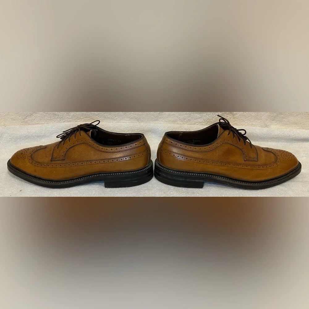 Stacy-Adams men’s oxford dress shoes leather pattern trim‎ detail Size 9 USA